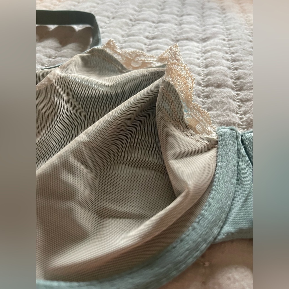 NWOT - Dream Angels - Unlined Balconet Satin Bra with Lace Trim - Sea Foam Green - Picture 7 of 7